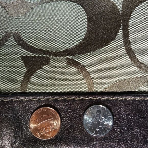 SOLD Coach Signature Bronze Hampton Madeline GUC - Picture 5 of 8